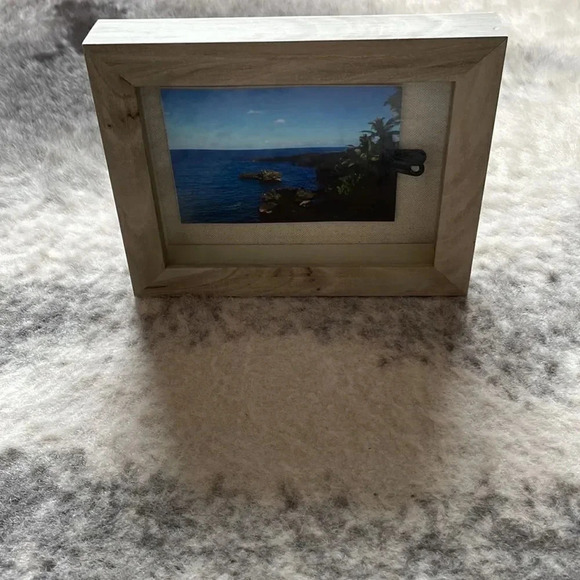 Wooden Picture Frame - Picture 8 of 15
